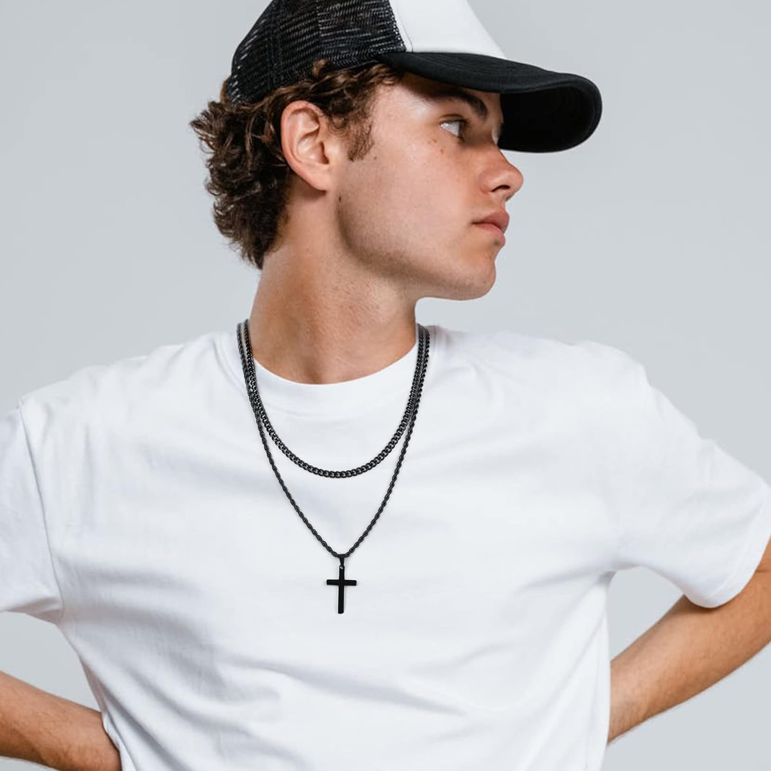Cross Necklace for Men, Gold Black Silver Mens Cross Necklaces Stainless Steel Cross Pendant Necklace Simple Jewelry Gifts Cross Chain Necklace for Men